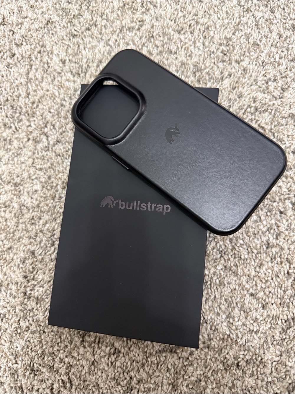 Bullstrap iPhone 16 Pro MagSafe Leather Flex Phone Case